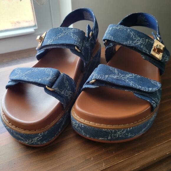 ShoeDazzle Clara Denim Platform Sandals Size 8 New NWT Adjustable Straps - Picture 1 of 8
